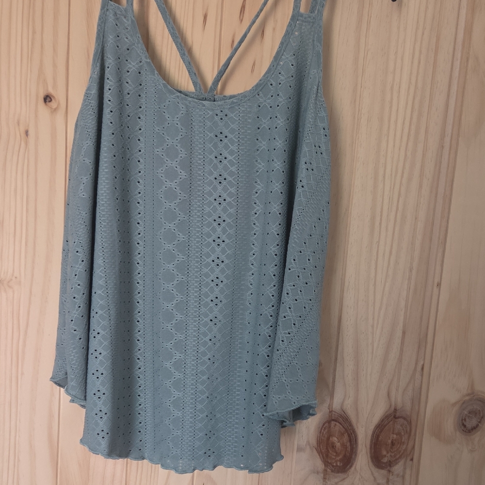 Elegant Lace Women’s Top in Light Green